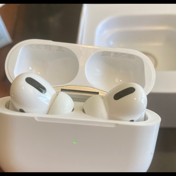 Apple AirPods Pro (original authentic)